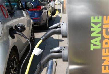 Bild: Budget: Autobranche mobilisiert gegen Sachbezug bei E-Autos