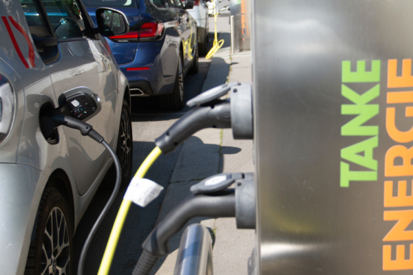 Bild: Budget: Autobranche mobilisiert gegen Sachbezug bei E-Autos