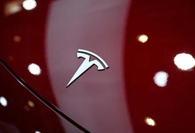Bild: US-Behörde untersucht tödlichen Tesla-Unfall in Texas