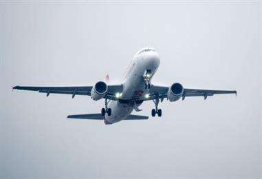 Bild: EU-Parlament segnet neue Fluggastrechte ab