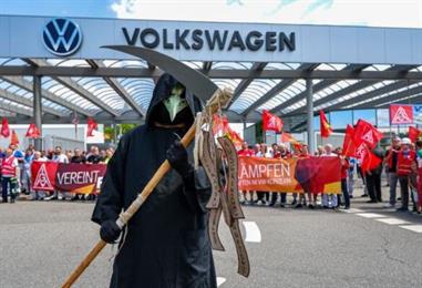 Bild: Volkswagen-Chef will Fabrikschließungen vermeiden