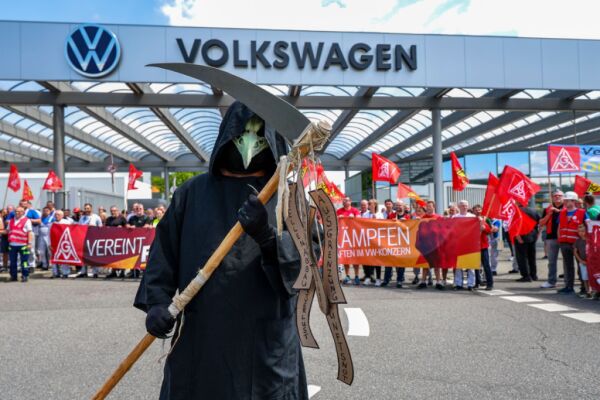 Bild: Volkswagen-Chef will Fabrikschließungen vermeiden
