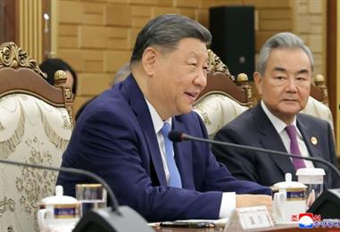 Bild: Chinas Staatschef Xi fordert Kontrolle und Offenheit bei KI