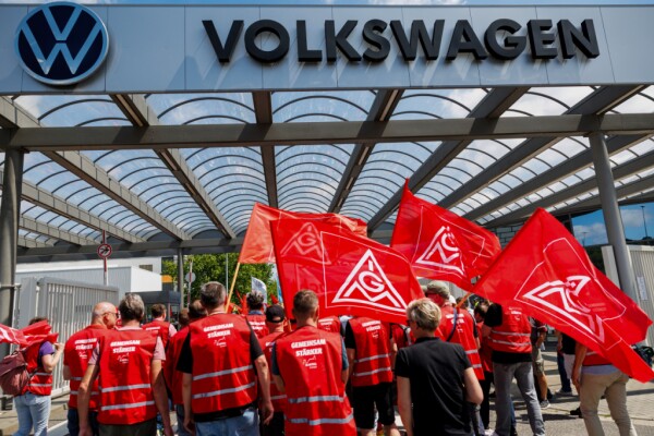 Bild: Betriebsrat zitiert VW-Chef nach Sommerpause vor Belegschaft