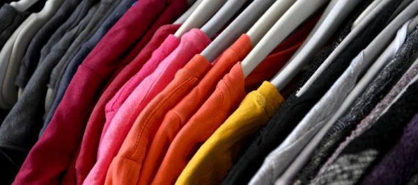 Bild: Große Firmen dürfen unverkaufte Mode nicht mehr wegwerfen
