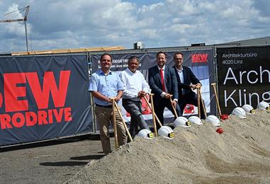 Bild: SEW-EURODRIVE: Neues Drive Technology Center in St. Florian