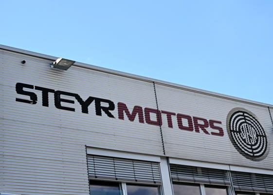 Bild: Spezialmotorenbauer Steyr Motors rutscht in die Verlustzone