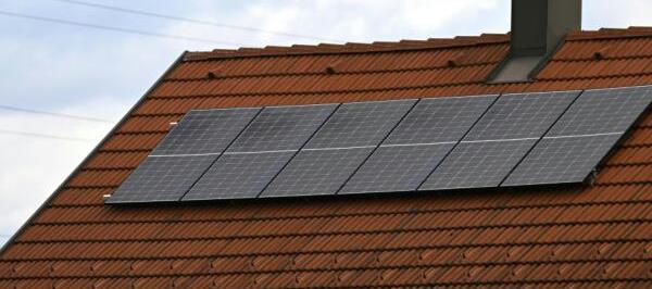 Bild: Photovoltaik-Förderung künftig für Speicher statt PV-Anlagen