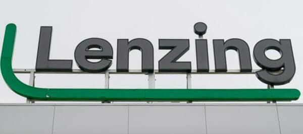 Bild: Lenzing-Aktionäre segnen Kapitalerhöhung ab