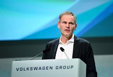 Bild: VW-Werke in Gefahr? - Vorstand Blume in Emden und Zwickau
