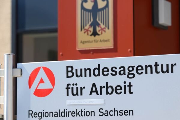 Bild: Deutsche Arbeitslosenzahl steigt auf 3,061 Millionen