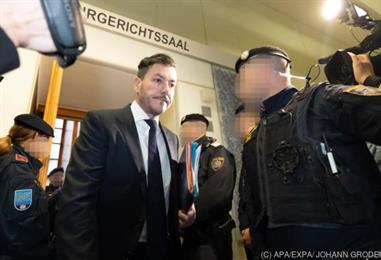 Bild: Benko am 22. September vor Gericht