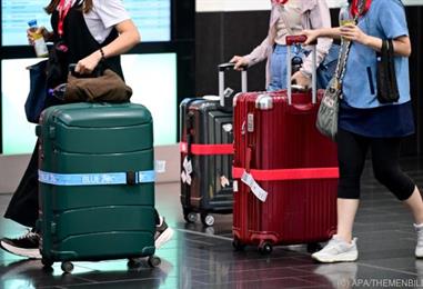 Bild: AK: Probleme bei Flugreisen dominierten Reisebeschwerden