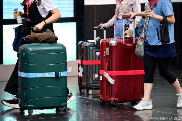 Bild: AK: Probleme bei Flugreisen dominierten Reisebeschwerden