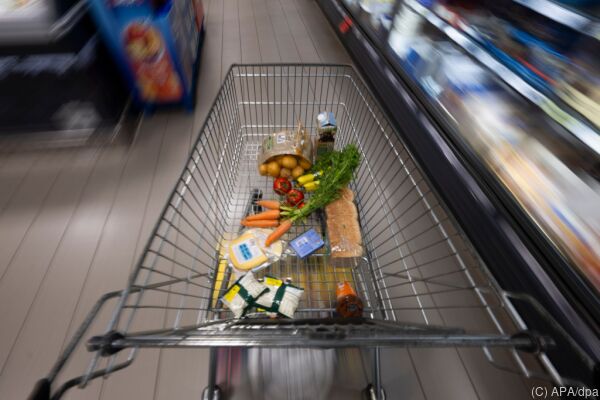 Bild: Lebensmittel: Menschen geben mehr Geld für Rabatte aus