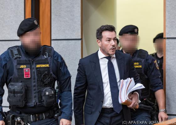 Bild: Benko wegen betrügerischer Krida zu 30 Monaten verurteilt