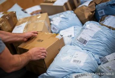 Bild: Handelsverband wehrt sich in Brüssel gegen Paketsteuer