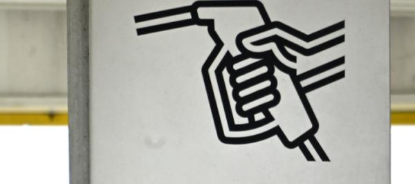 Bild: Diesel um 14 Cent billiger - Preiskommission tagt