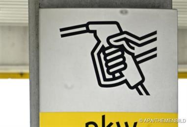 Bild: Diesel um 14 Cent billiger - Preiskommission tagt
