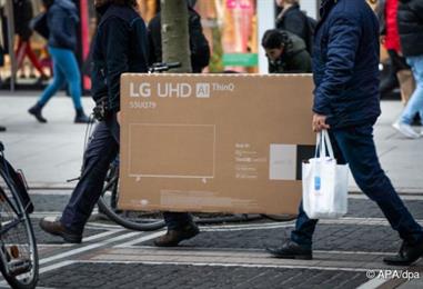 Bild: Österreicher beim Kauf von Elektrogeräten EU-Spitzenreiter
