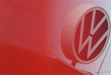 Bild: VW will Gehälter weltweit bis 2030 einfrieren