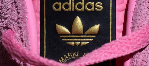 Bild: Adidas erwartet nach Rekordquartal mehr Gewinn