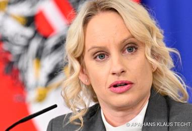 Bild: SPÖ will keine Lockerung der Öffnungszeiten mit Personal